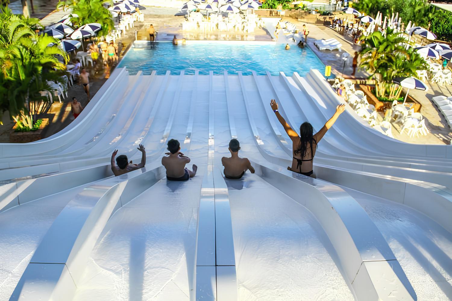 Spazio Diroma Com Acesso Ao Acqua Parque Caldas Novas Extérieur photo